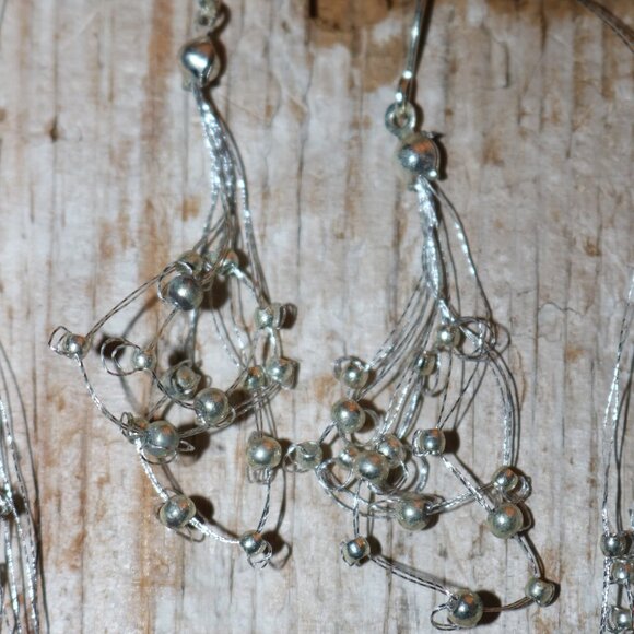 NEW Grey Fine Delicate Knotted Tiny Beads w Layered Strings Necklace Earring Set - Picture 3 of 3